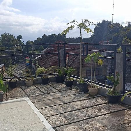 Puri Pilihani Hostel Мундук Екстер'єр фото