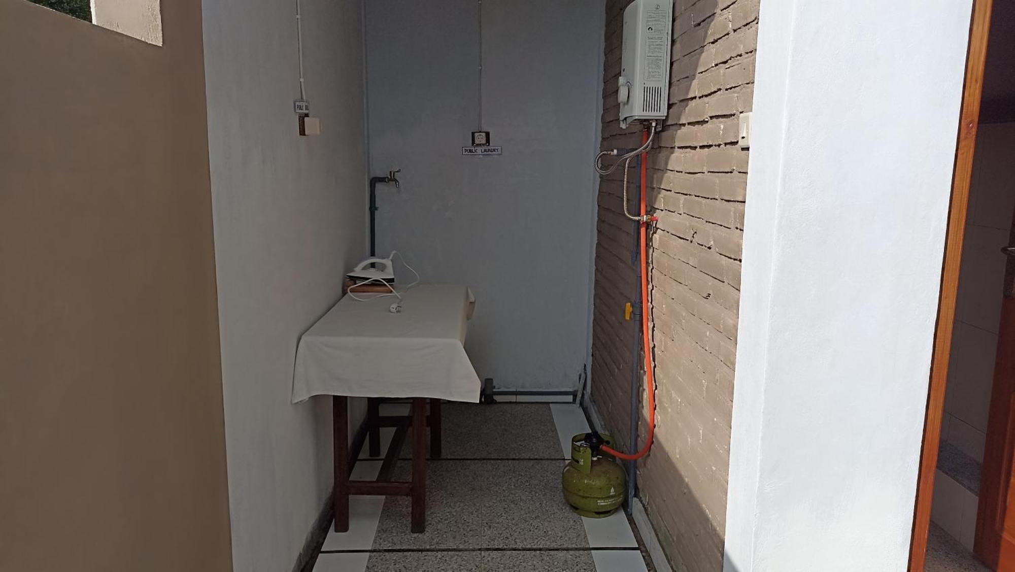 Puri Pilihani Hostel Мундук Екстер'єр фото