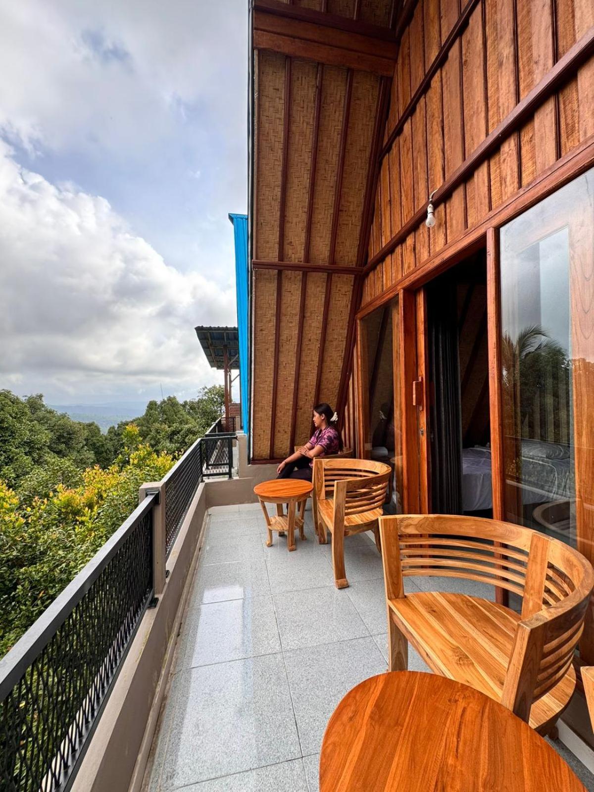 Puri Pilihani Hostel Мундук Екстер'єр фото