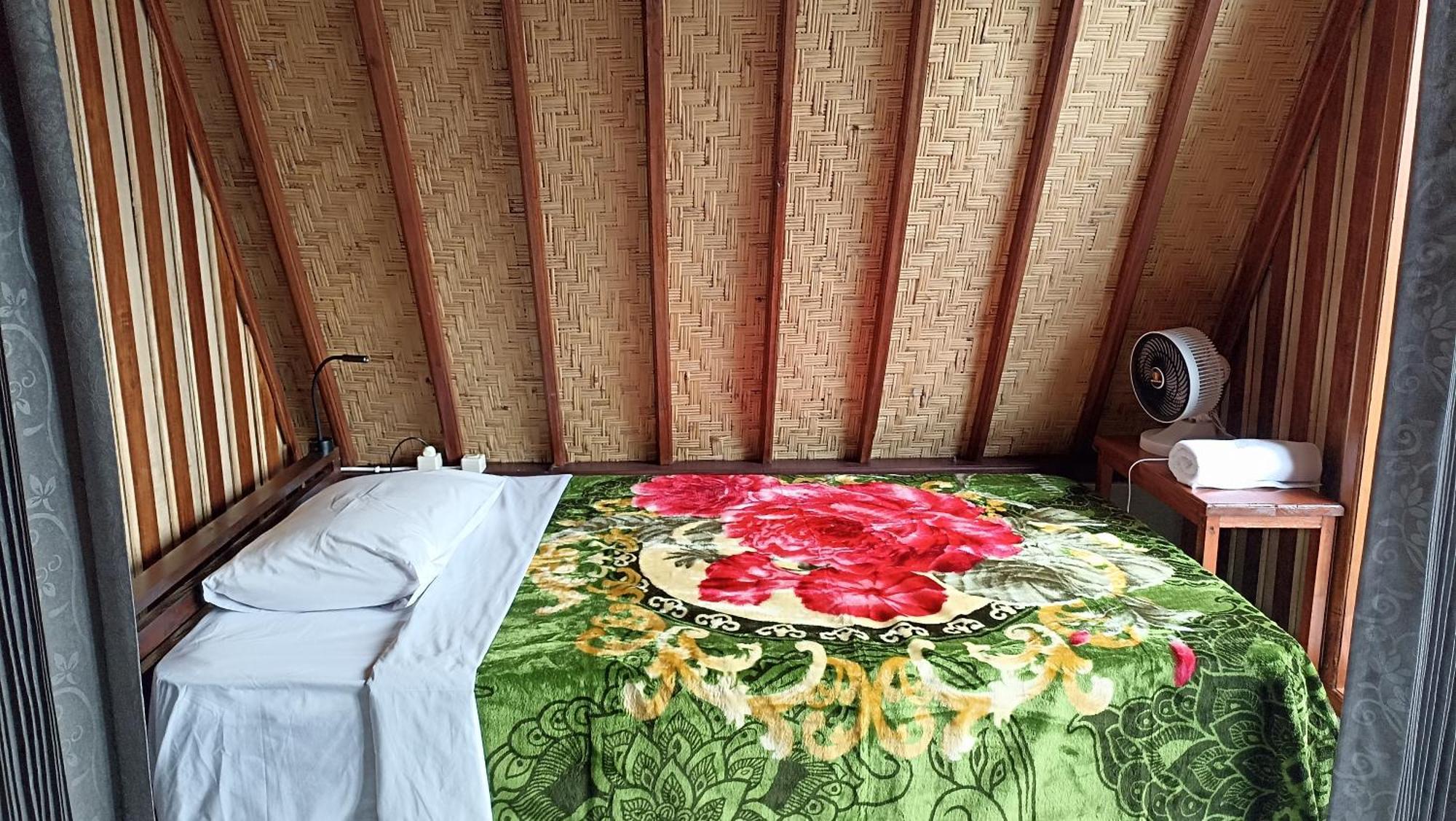 Puri Pilihani Hostel Мундук Екстер'єр фото