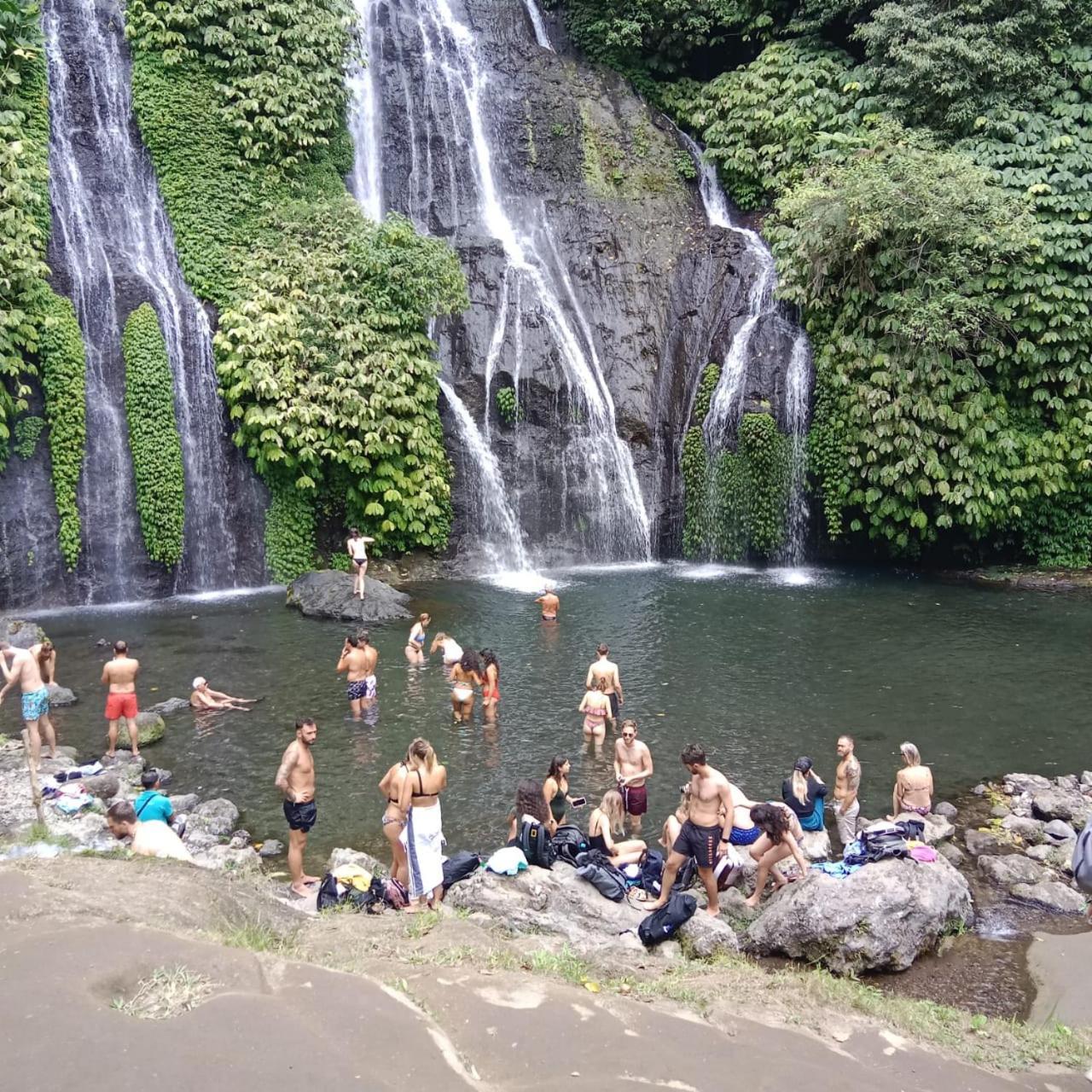 Puri Pilihani Hostel Мундук Екстер'єр фото