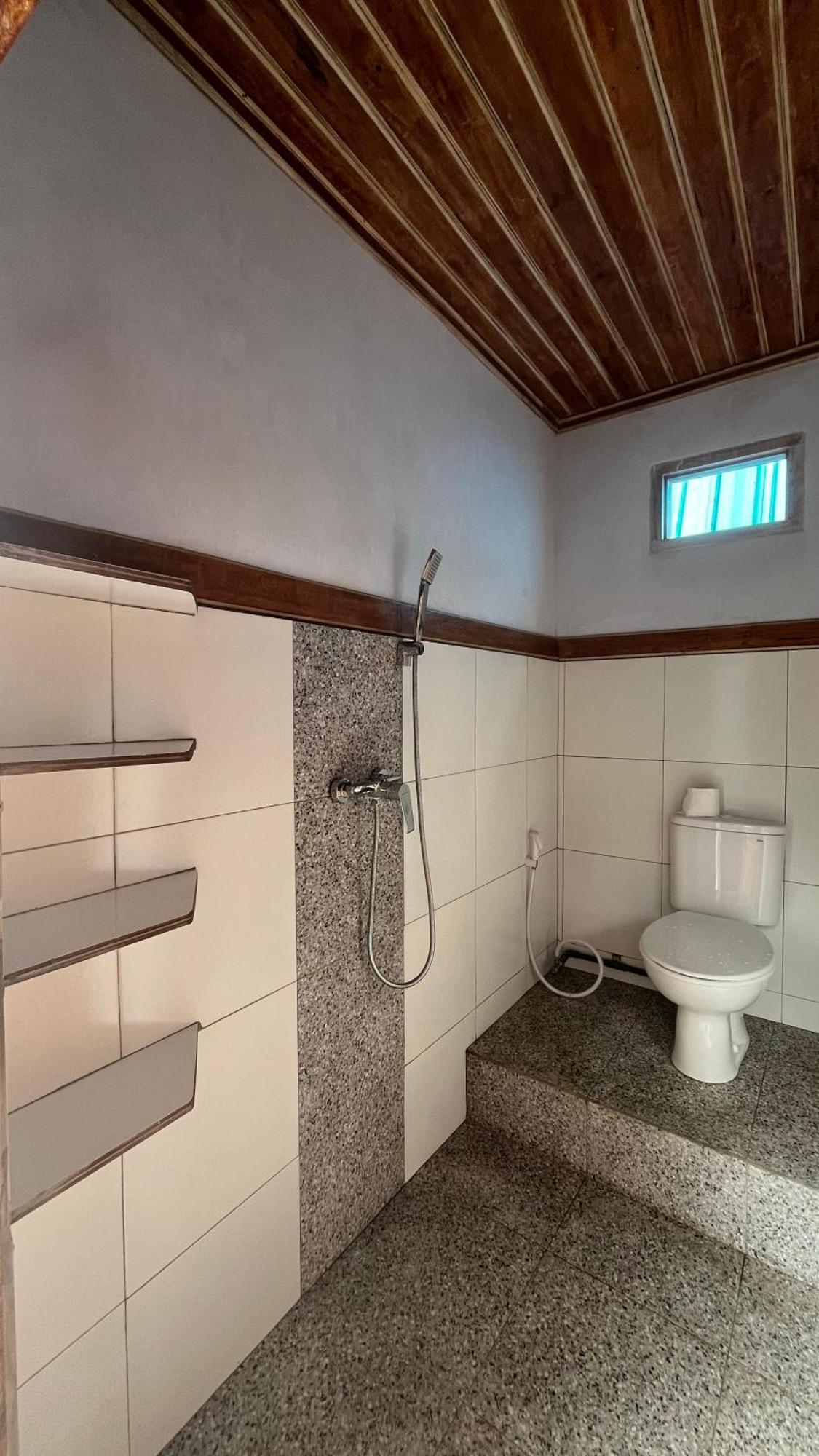 Puri Pilihani Hostel Мундук Екстер'єр фото